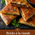 Un plat de bricks croustillantes à la viande hachée, symbole de la cuisine marocaine.
