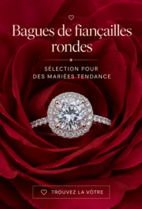 Bague de fiançailles ronde brillante sur un coussin élégant